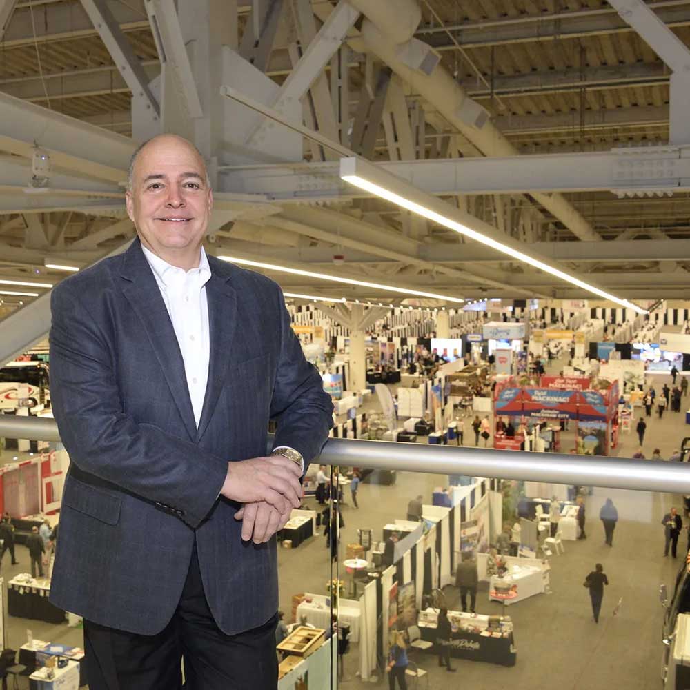 Pete Pantuso overlooking the floor at ABA marketplace